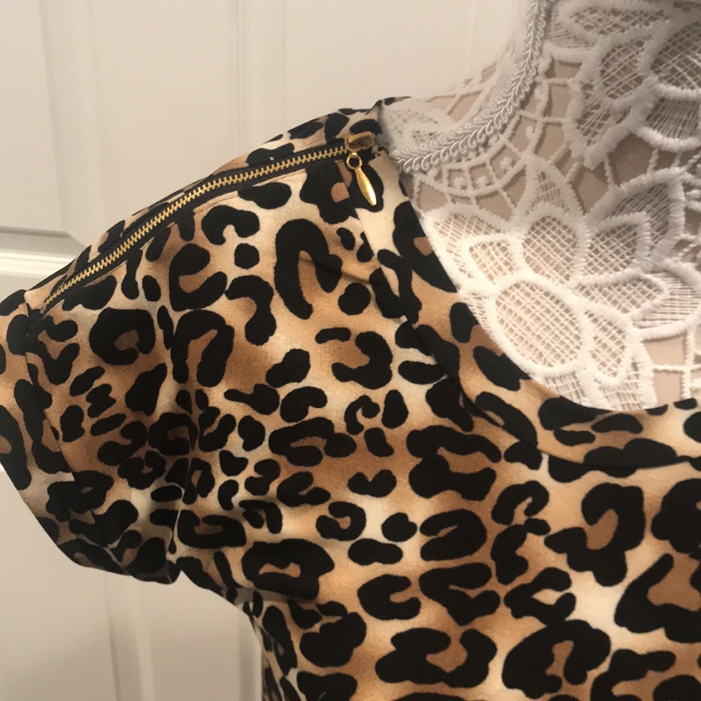 Bae City Animal print Blouse - Picture 3 of 6